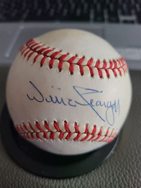 Wille Stargell Autographed Official National League Ball - JR Collectibles