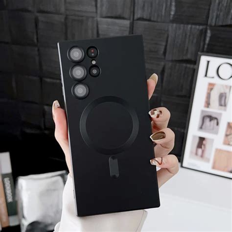 Silicone Samsung Galaxy S22 Ultra Back Cover with Wireless Charging ...