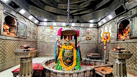 Mahakaleshwar Jyotirlinga: जब धरती को चीरकर प्रकट हुए महाकाल, पढ़ें ...