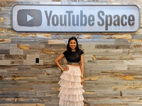 Top 10 Most Popular Indian YouTubers 2019: Vidya Vox - The Mix Of ...