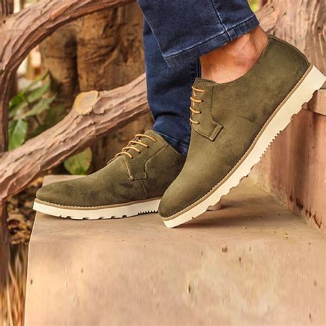 Suede Captain – Vegan Basics