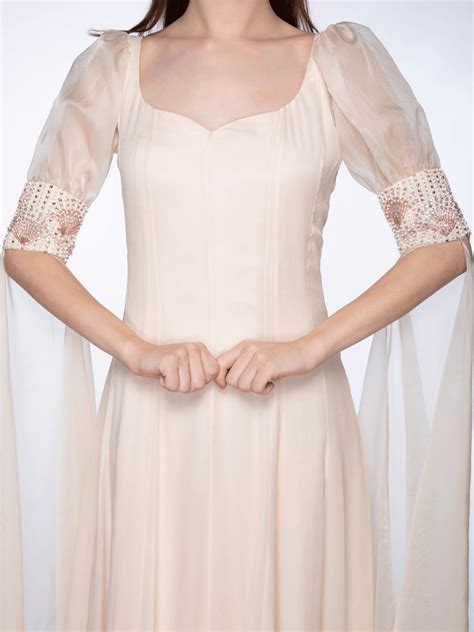 Cream Anarkali – Masumi Mewawalla