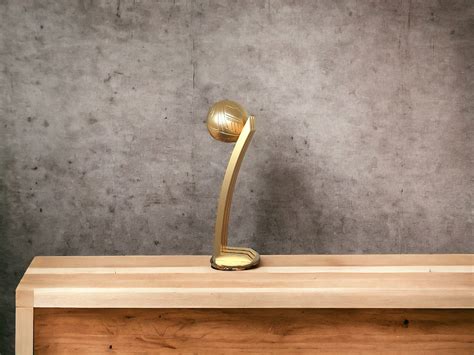 World Cup Best Young Player Trophy 的图像结果