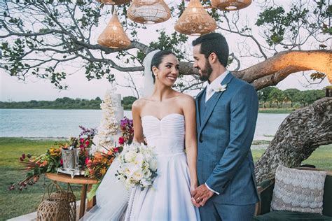 Amor e emoção marcam cerimônia de casamento de Victoria Medeiros e John Porto - Portal IN ...