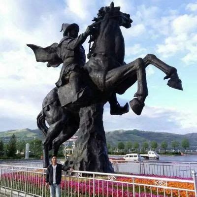 欧式骑马人物塑像将军雕塑_厂家图片价格-玉海雕塑