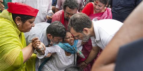 Police Stop March of 300 Opposition MPs Against Bihar SIR, Detain ...