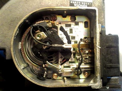 Guide to the Best Mass Air Flow Sensor Cleaners | Low Offset