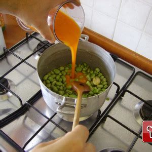 Tuscan fava beans is a Side dishes by My Italian Recipes