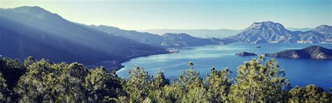 3-Day Lugu Lake Tour — Meet the Matriarchal Mosuo