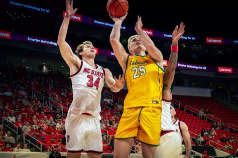 Men's Basketball Opens 2025 with 97-82 Loss at Mount Olive - Lees-McRae ...