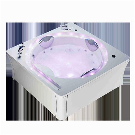 Aroma Micro-Bubble Jacuzzi | Della Bathrooms