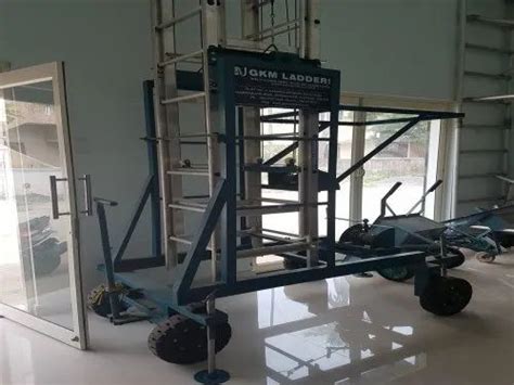 Tower Ladder - Standing Position Tower Ladder Manufacturer from Chennai