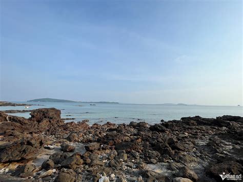 The “seven-star” islands in Quang Ninh