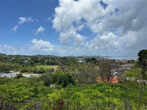 Is It Safe to Travel to Roatan, Honduras? Your Complete 2025 Guide ...