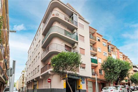 Edificio típico en Mollet