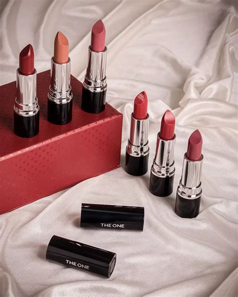 different shades of lipstick in bottles | Lipstick, Best lipsticks, Lipstick set