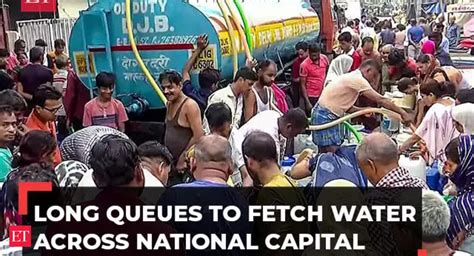 water crisis: Delhi water crisis: Long queues continue to form at ...