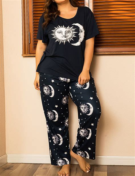 Sun and Moon Printed Cotton Plus Size Women's Pajamas Set – vianahos