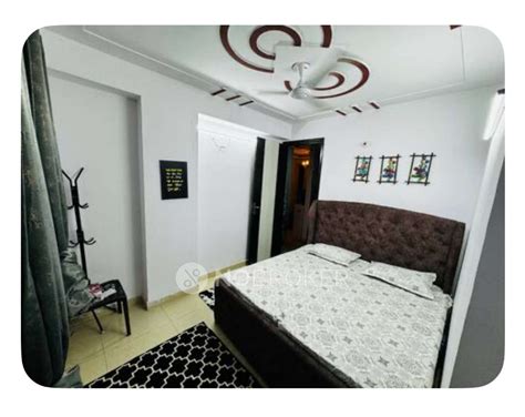 Shaheen Heights Tayyab Masjid Rd - Without Brokerage Fully furnished 4 ...