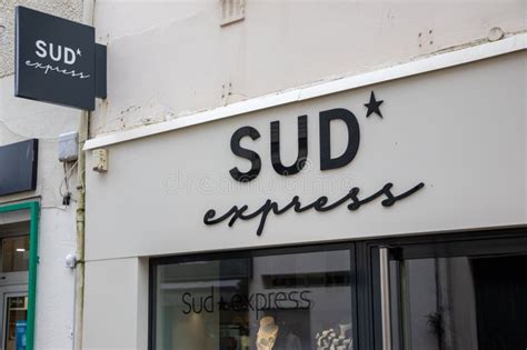 Express Store 的图像结果