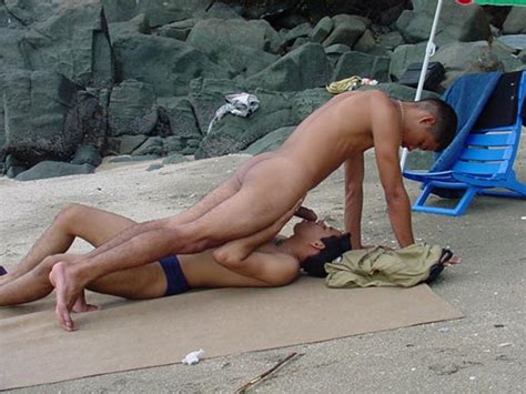 Porno In Spiaggia Nudisti