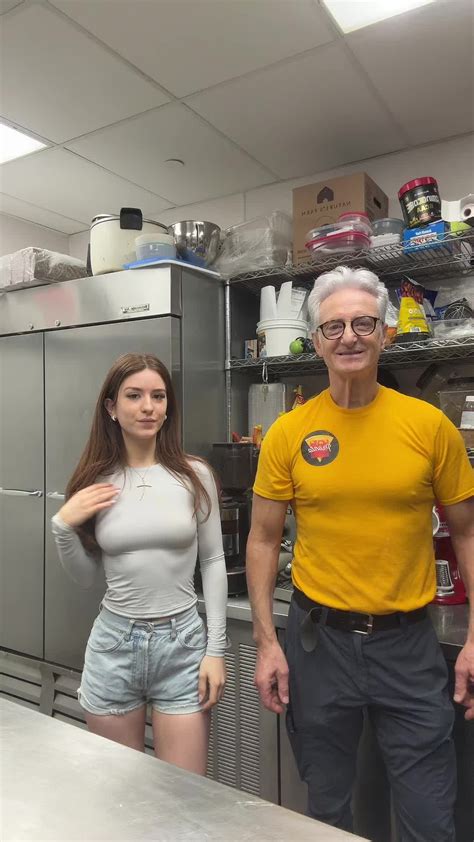 Giulia Bruno (@giuliapizza) - Urlebird