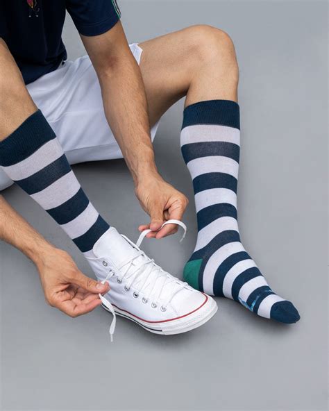 Yogi Socks - Navy – Nicobar