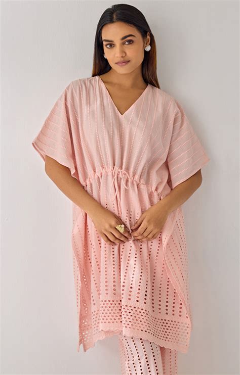 Shop Women's Kurta Online | Ancestry