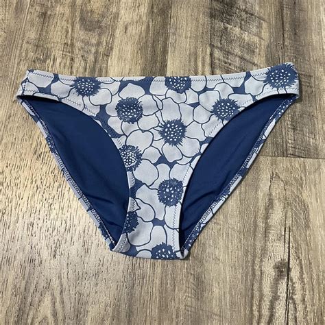 Aerie Blue Flower Bathing Suit Bottoms - Depop