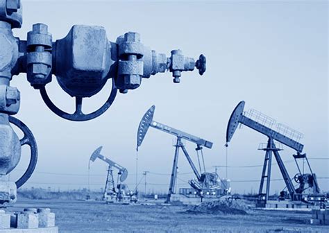 Petrochemical Stud Bolts | BigBoltNut