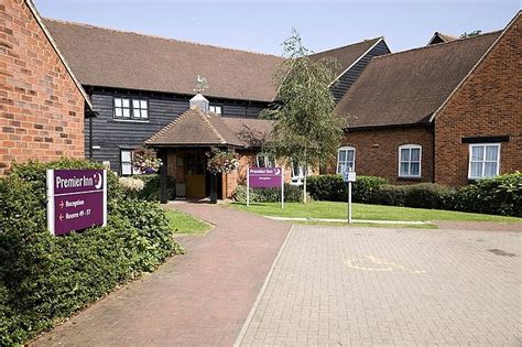 PREMIER INN ST. ALBANS/BRICKET WOOD HOTEL (Colney Street) - Hotel ...