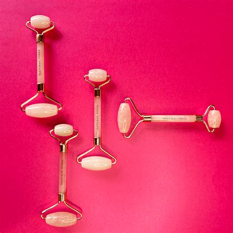 Natural Vibes Rose Quartz Roller & Massager for Face, Neck and Under ...