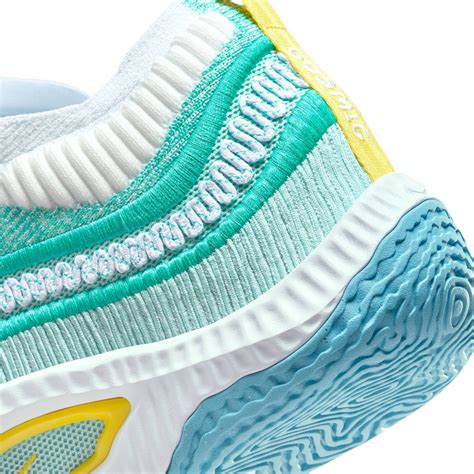 Herren Basketballschuhe COSMIC UNITY 3