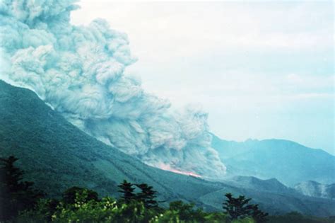 Mount Unzen Pyroclastic Flow 的图像结果