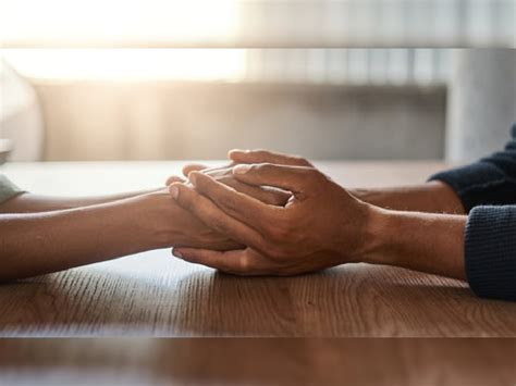 why young boys love older indian married women girl know 5 reasons ...