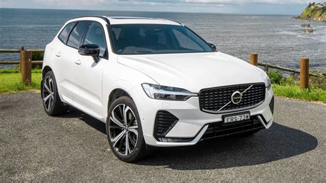 √Electric Volvo EX60 mid-size SUV due by 2026 as XC60 successor - Drive 52