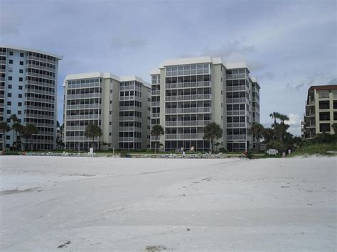 CRESCENT ARMS CONDOMINIUMS (Siesta Key) - Apartment Reviews, Photos ...