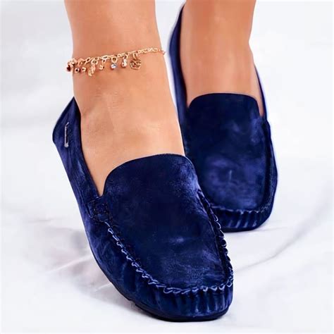Women's velvet loafers • Master Loafer