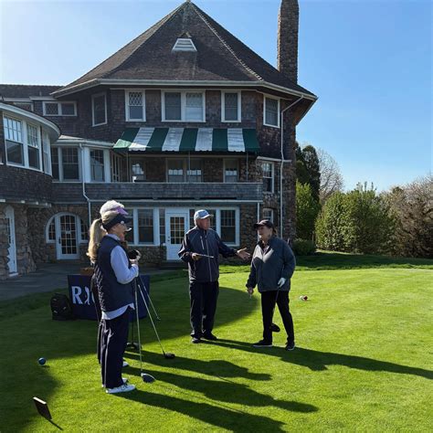 Rhode Island Golf Association | Joe P getting the ladies started at The ...