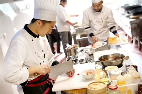 中式厨师图片-中式厨师图片素材免费下载-千库网