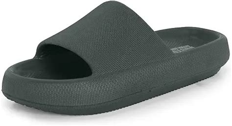 15 Best Slippers for Men in India [August, 2024]
