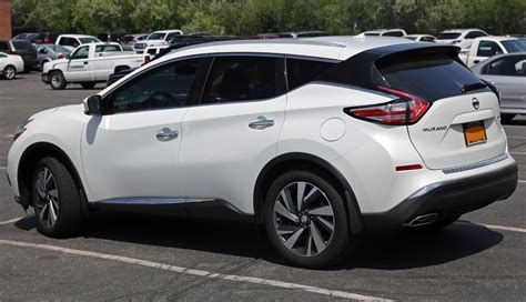 File:2015 Nissan Murano SV AWD, rear left side.jpg - Wikimedia Commons