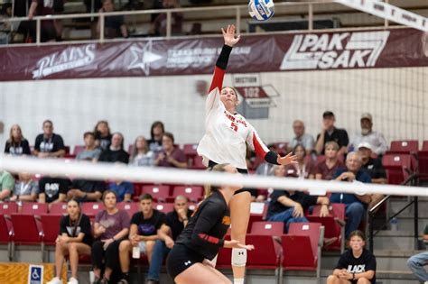 Ferris State volleyball standout Olivia Henneman-Dallape headed to ...