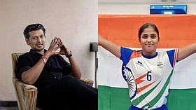 Lokesh Kanagaraj meets kabaddi player Karthika, presents her with Rs 1 ...