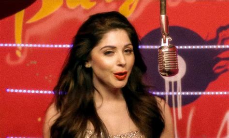 Singer Kanika Kapoor Tests Positive For Coronavirus, Allegedly Hid Her ...