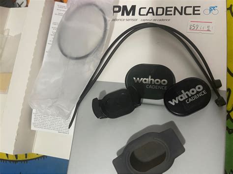 Wahoo Cadence Sensor Set Up 的图像结果