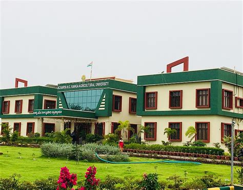 Top 20 BSc Agriculture colleges in India Latest List 2023 - College Chalo