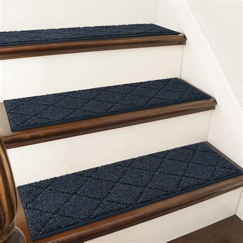 Amazon.com: Bullnose 9"X36" Self-Adhesive Stair Treads Carpet Non-Slip ...