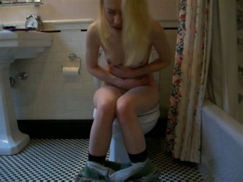 Toilet Girl Scat