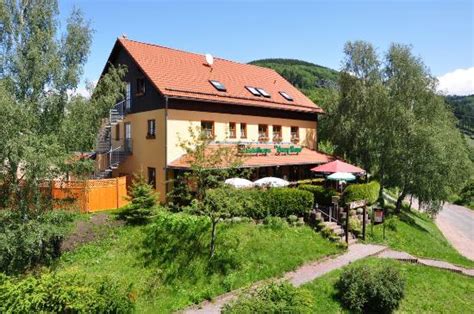 STEAKHOUSE & PENSION CRAZY HORSE (Suhl) - Guesthouse Reviews, Photos ...